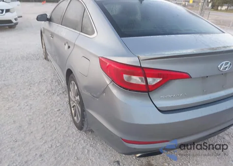 2015 Hyundai Sonata Sport z USA, uszkodzony, nr VIN 5NPE34AFXFH050925